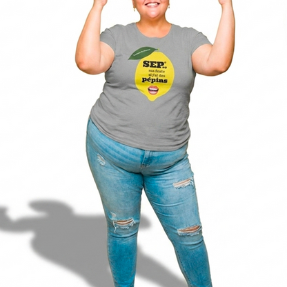 T-shirt gris Pépin de Vie Seplavie, représente positivement le handicap invisible et la sclérose en plaques impression française coton bio