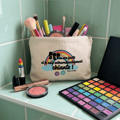 Trousse Après la pluie Seplavie, accessoire arc-en-ciel handicap invisible impression français